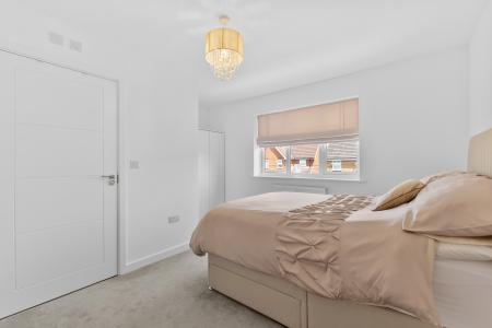 2 bedroom Semi-detached house for sale in Corporal Close, Sutton Coldfield, B75