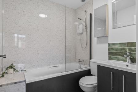 2 bedroom Semi-detached house for sale in Harvest Fields Way, Four Oaks, Sutton Coldfield, B75