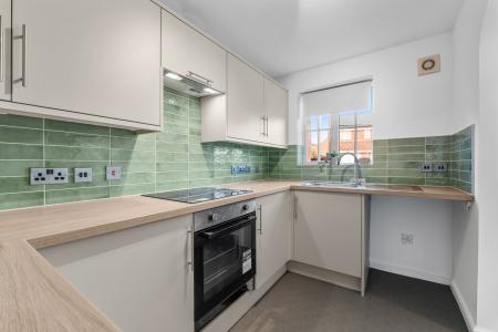 2 bedroom Semi-detached house for sale in Harvest Fields Way, Four Oaks, Sutton Coldfield, B75