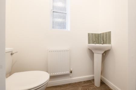 2 bedroom Semi-detached house for sale in Harvest Fields Way, Four Oaks, Sutton Coldfield, B75