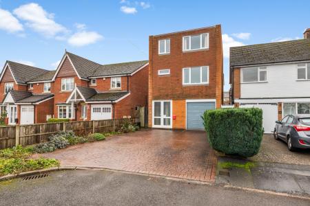 Wakefield Close, Boldmere, Sutton Coldfield, B73