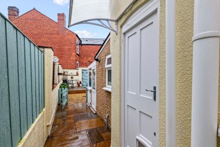 2 bedroom Terraced House for sale in Boldmere Road, Wylde Green, Sutton Coldfield, B73