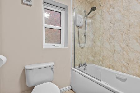 2 bedroom Semi-detached house for sale in Scarecrow Lane, Four Oaks, Sutton Coldfield, B75