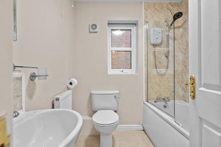 2 bedroom Semi-detached house for sale in Scarecrow Lane, Four Oaks, Sutton Coldfield, B75