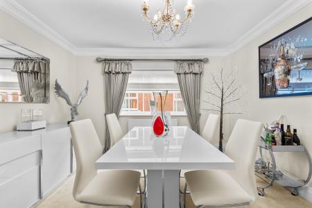 2 bedroom Apartment for sale in 159 Birmingham Road, Wylde Green, Sutton Coldfield, B72