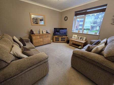 1 bedroom Flat for sale in Gerrard Gardens, Sutton Coldfield, B73