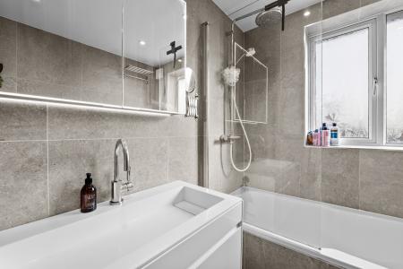 3 bedroom Detached house for sale in Manor Hill, Sutton Coldfield, Sutton Coldfield, B73