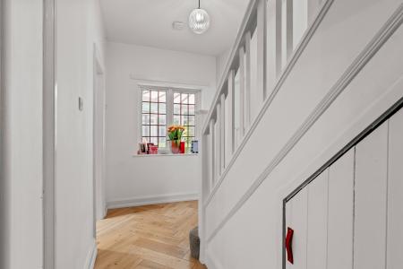 3 bedroom Detached house for sale in Manor Hill, Sutton Coldfield, Sutton Coldfield, B73