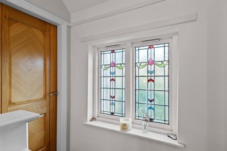 3 bedroom Detached house for sale in Manor Hill, Sutton Coldfield, Sutton Coldfield, B73