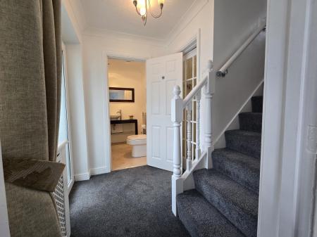 4 bedroom Semi-detached house to let in Dower Road, Four Oaks, Sutton Coldfield, B75