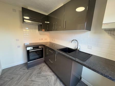 2 bedroom Terraced House to let in Maxtock Avenue, Lichfield, WS13