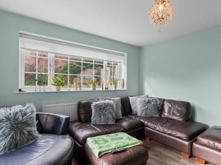 4 bedroom Semi-detached house for sale in Blakemore Drive, Sutton Coldfield, B75
