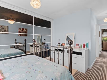 4 bedroom Semi-detached house for sale in Blakemore Drive, Sutton Coldfield, B75