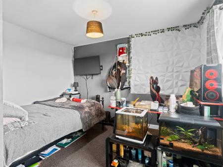 4 bedroom Semi-detached house for sale in Blakemore Drive, Sutton Coldfield, B75