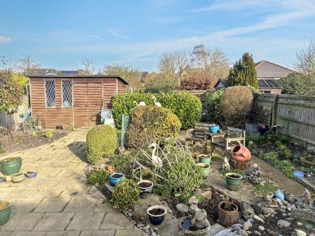 3 bedroom Detached house for sale in Barrier Bank, Cowbit, PE12