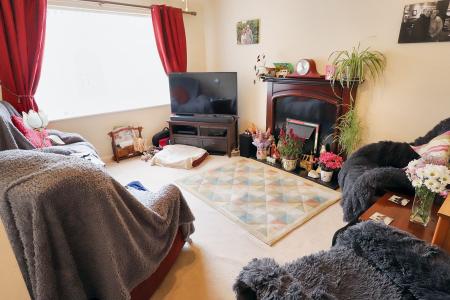 3 bedroom Detached house for sale in Barrier Bank, Cowbit, PE12