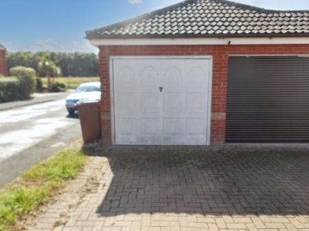 2 bedroom Terraced House for sale in Bayfield Close, Kings Lynn, PE30