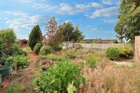 2 bedroom Detached house for sale in Branches Lane, Fleet, PE12