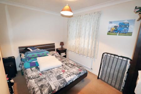 2 bedroom Flat for sale in Brayfields, Pinchbeck, PE11
