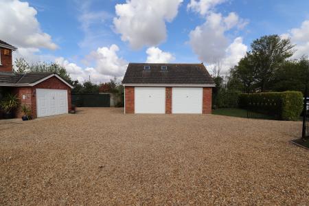 5 bedroom Detached house for sale in Cobgate Close, Whaplode, PE12