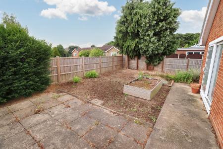 2 bedroom Detached bungalow for sale in Horsepit Lane, Pinchbeck, PE11