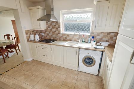 2 bedroom Detached bungalow for sale in Horsepit Lane, Pinchbeck, PE11