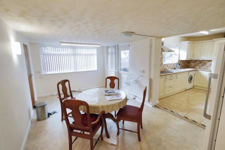 2 bedroom Detached bungalow for sale in Horsepit Lane, Pinchbeck, PE11