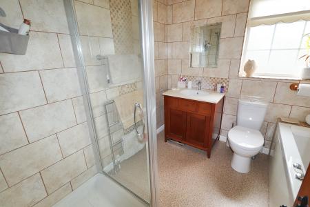 4 bedroom Detached house for sale in Little Walsingham Close, Kings Lynn, PE30