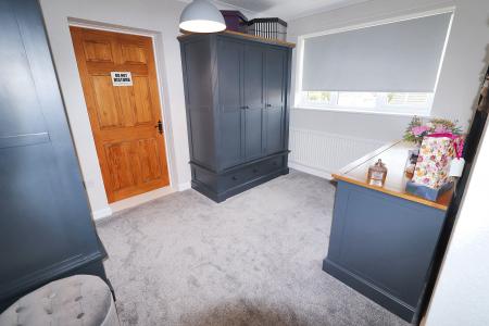 4 bedroom Detached house for sale in Little Walsingham Close, Kings Lynn, PE30