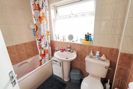 3 bedroom Semi-detached house for sale in Medlock Crescent, Spalding, PE11
