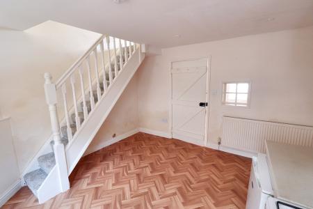 2 bedroom Terraced House for sale in New Road, Spalding, PE11