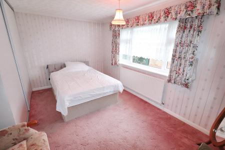 2 bedroom Bungalow for sale in Park Road, Spalding, PE11