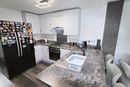 2 bedroom Terraced House for sale in Perry Close, Spalding, PE11