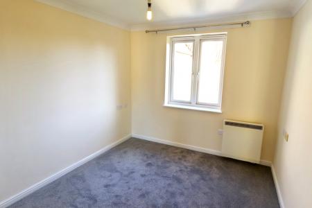 1 bedroom Flat for sale in Pool Close, Spalding, PE11
