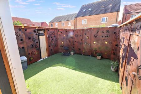 3 bedroom End of terrace house for sale in Saltern Drive, Spalding, PE11