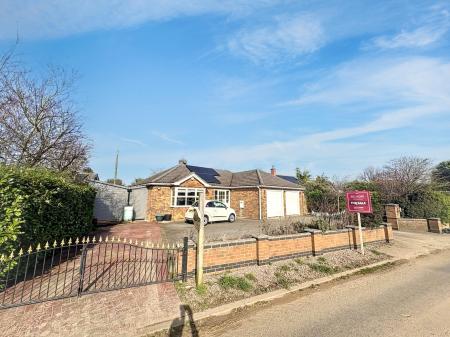 3 bedroom Detached bungalow for sale in Siltside, Gosberton Risegate, PE11