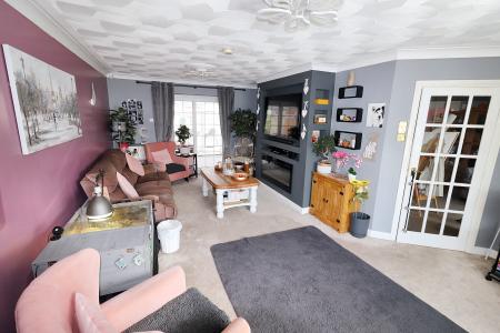 3 bedroom Detached bungalow for sale in Siltside, Gosberton Risegate, PE11