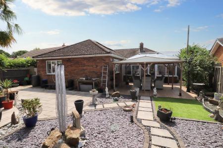 3 bedroom Detached bungalow for sale in Siltside, Gosberton Risegate, PE11