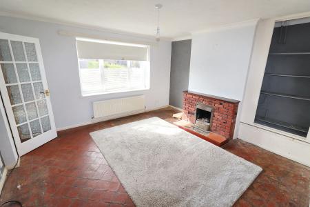 2 bedroom Semi-detached house for sale in Six House Bank, West Pinchbeck, PE11