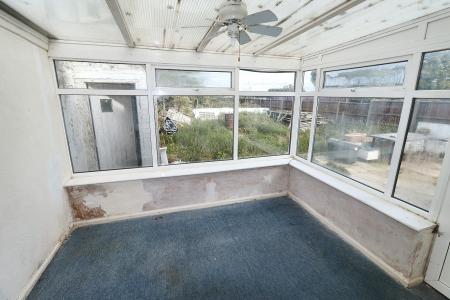 2 bedroom Semi-detached house for sale in Six House Bank, West Pinchbeck, PE11