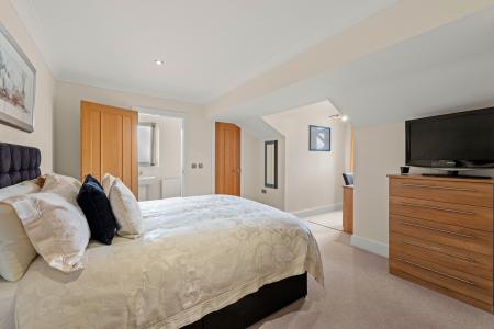 4 bedroom Detached house for sale in Woolram Wygate, Spalding, PE11