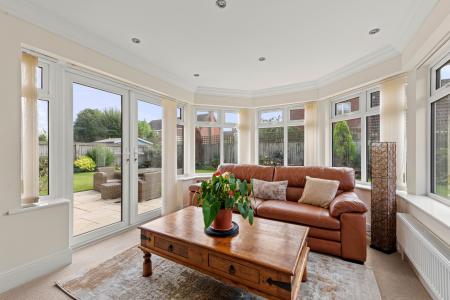 4 bedroom Detached house for sale in Woolram Wygate, Spalding, PE11