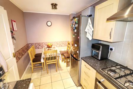 3 bedroom Semi-detached house for sale in Thistle Gardens, Spalding, PE11
