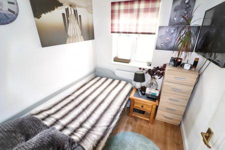 3 bedroom Semi-detached house for sale in Thistle Gardens, Spalding, PE11