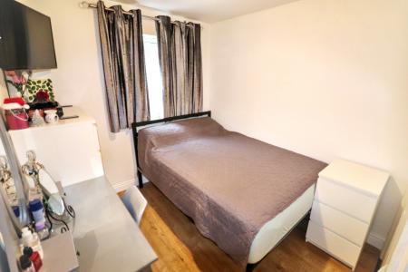 3 bedroom Semi-detached house for sale in Thistle Gardens, Spalding, PE11