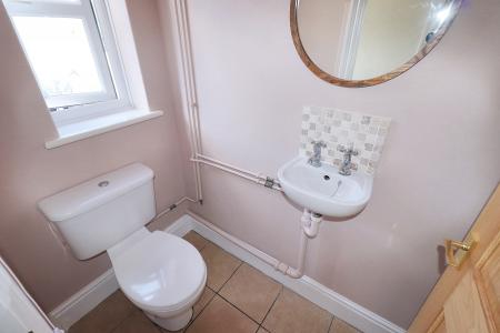 3 bedroom Link detached house to let in The Wyke, Spalding, PE11