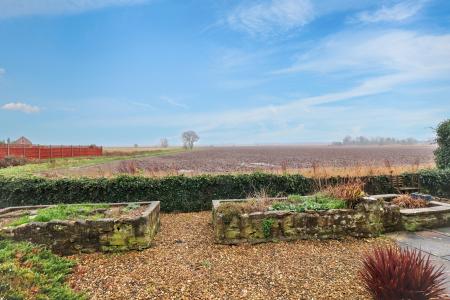 2 bedroom Detached bungalow for sale in Horsepit Lane, Pinchbeck, PE11