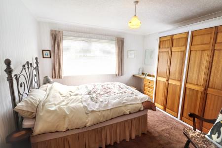 2 bedroom Detached bungalow for sale in Horsepit Lane, Pinchbeck, PE11