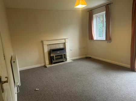 3 bedroom Semi-detached house to let in Franklin Drive, Spalding, PE11