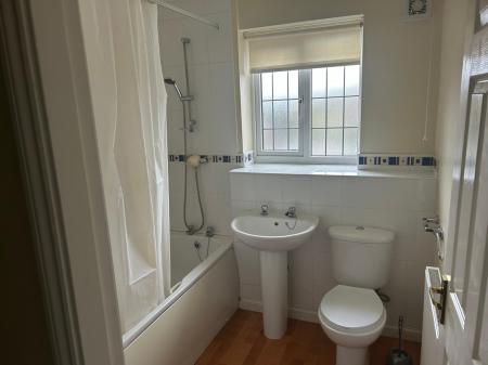 3 bedroom Semi-detached house to let in Franklin Drive, Spalding, PE11